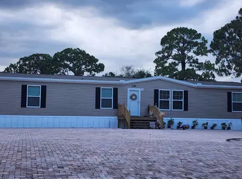 220 S Kennel St, Clewiston, FL 33440