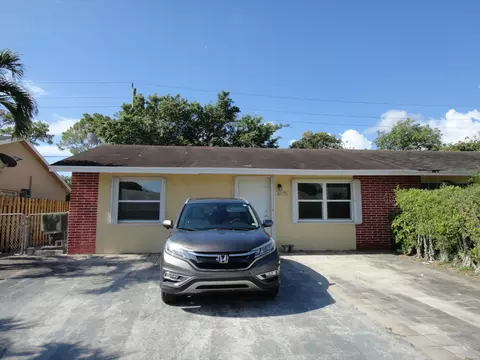 4876 Saratoga Rd, West Palm Beach, FL 33415
