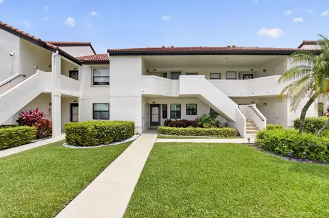 5907 Parkwalk Dr, Boynton Beach, FL 33472