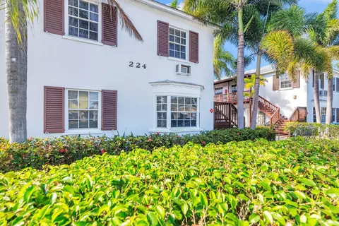 230 Conniston Rd, West Palm Beach, FL 33405