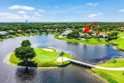 3566 Loire Ln, Palm Beach Gardens, FL 33410