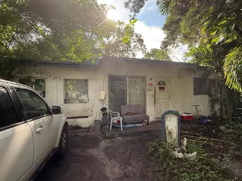 3201 SW 48th Ave, West Park, FL 33023