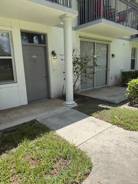 2050 Alta Meadows Ln #2111, Delray Beach, FL 33444