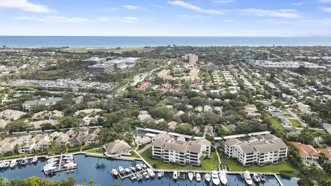 12 Grand Bay Cir, Juno Beach, FL 33408