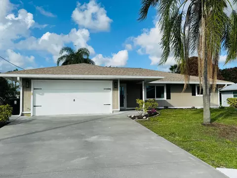 1479 SE Pitcher Rd, Port Saint Lucie, FL 34952