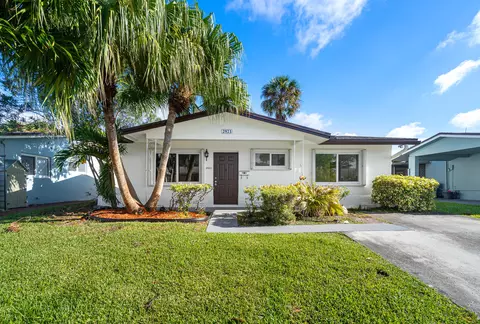 2923 NW 48th St, Fort Lauderdale, FL 33309