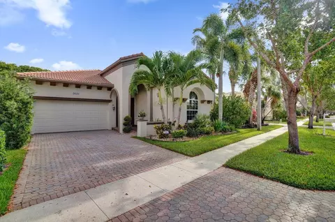 9625 Via Elegante, Wellington, FL 33411