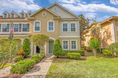 575 Dakota Dr, Jupiter, FL 33458 photo 2