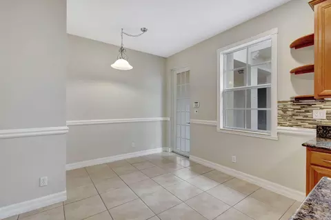 575 Dakota Dr, Jupiter, FL 33458 photo 11