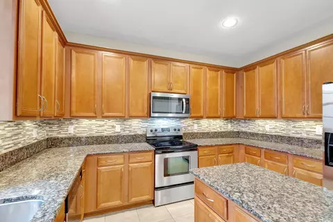 575 Dakota Dr, Jupiter, FL 33458 photo 16