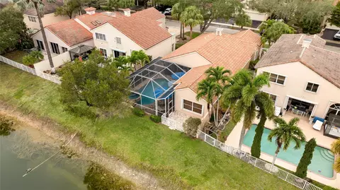 6660 NW 75th Pl, Parkland, FL 33067