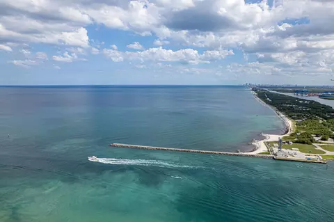 1900 S Ocean Dr, Fort Lauderdale, FL 33316