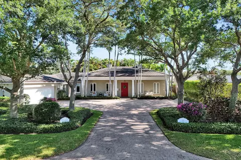 15 Minnetonka Rd, Sea Ranch Lakes, FL 33308