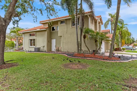 12585 NW 56th Dr, Coral Springs, FL 33076