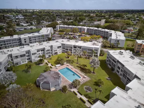 6570 Royal Palm Blvd #306J, Margate, FL 33063