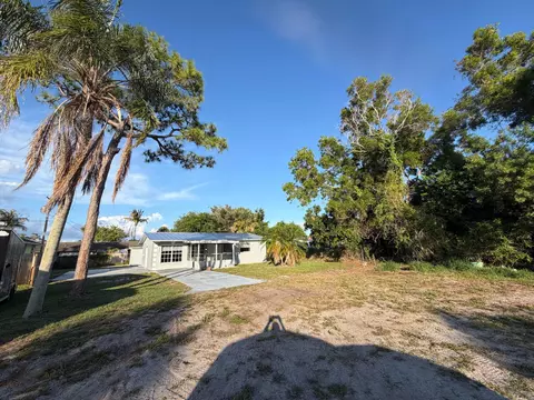 3277 SE Birch Ave, Stuart, FL 34997