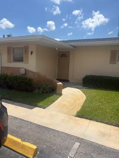 2511 W Barkley Dr W #F, West Palm Beach, FL 33415