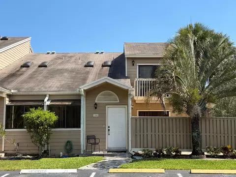 7199 Sportsman Dr, North Lauderdale, FL 33068