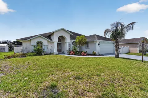 214 SW Holden Ter, Port Saint Lucie, FL 34984