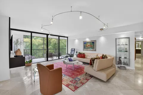 20090 Boca West Dr #338, Boca Raton, FL 33434