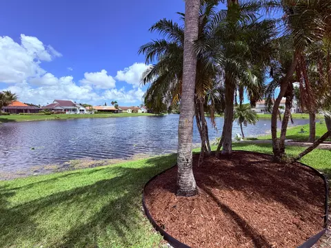 7640 NW 87th Ave, Tamarac, FL 33321