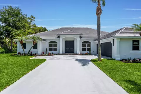 1688 Hull Ct, Wellington, FL 33414