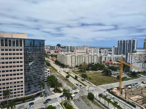 550 Okeechobee Blvd #UPH-04, West Palm Beach, FL 33401