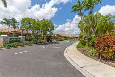 10168 Lombardy Dr, Tamarac, FL 33321