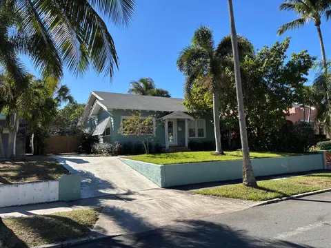 808 Kanuga Dr, West Palm Beach, FL 33401