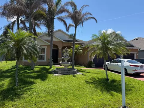 5231 NW Reba Cir, Port Saint Lucie, FL 34986