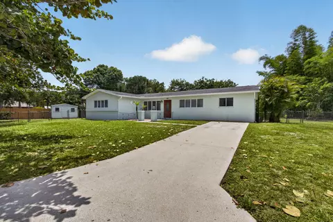 601 Evelyn Ct, West Palm Beach, FL 33413