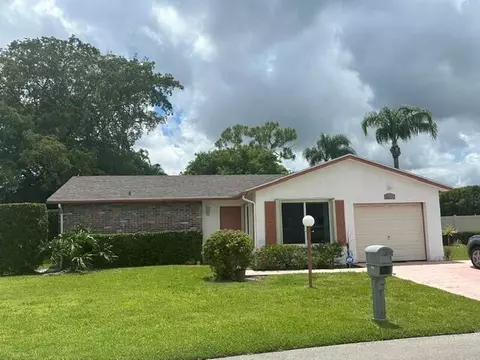 6312 Summer Sky Ln, Greenacres, FL 33463