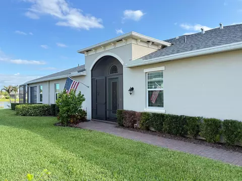 12845 SW Lake Fern Cir, Port Saint Lucie, FL 34987