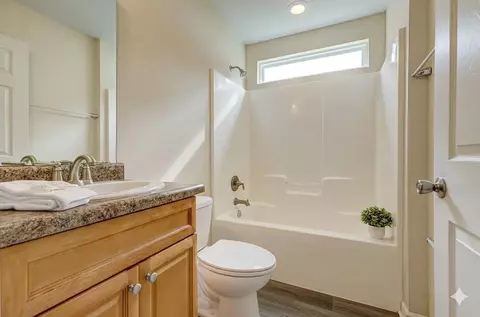 174 4 Points Way, Tallahassee, FL 32305
