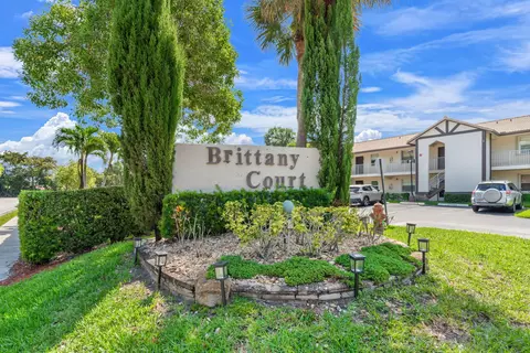 2455 NW 89th Dr #201, Coral Springs, FL 33065