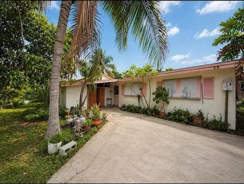 38 SE 8th Ave, Deerfield Beach, FL 33441