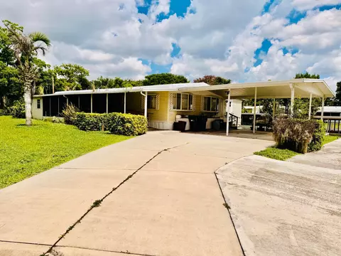 2809 SE 23rd St, Okeechobee, FL 34974