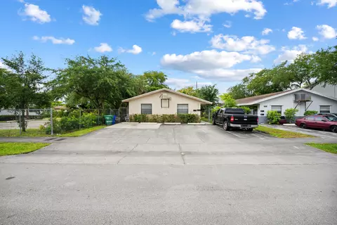 2840 NW 13th Ct #1-2, Fort Lauderdale, FL 33311