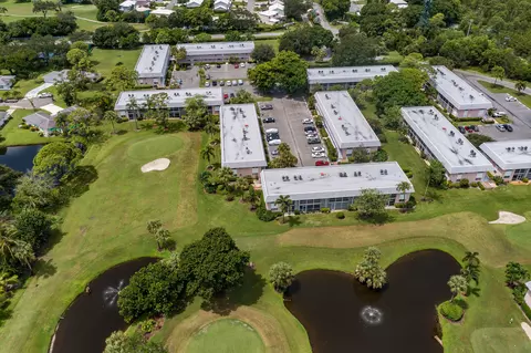 18081 SE Country Club Dr #132, Jupiter, FL 33469