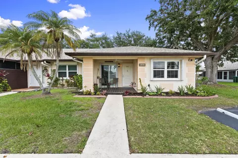 5846 Summerfield Ct #51, Fort Pierce, FL 34982