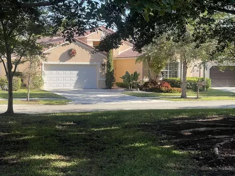 512 Cameron Dr, Weston, FL 33326