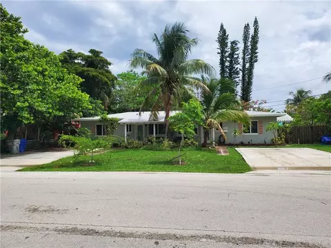 3204 NE 6th St #1-2, Pompano Beach, FL 33062