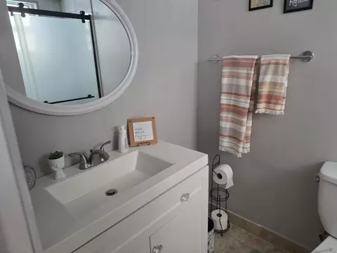 808 SE 7th St #101, Deerfield Beach, FL 33441