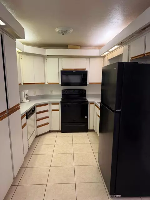 3920 E Allendale St, Inverness, FL 34453