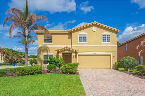 5598 43rd Ct, Vero Beach, FL 32967