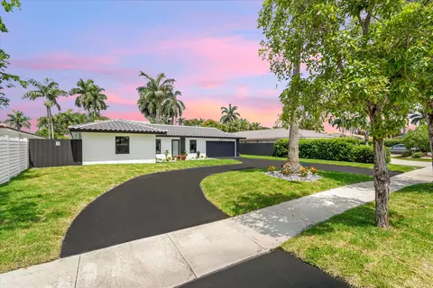 4721 Bayview Dr, Fort Lauderdale, FL 33308