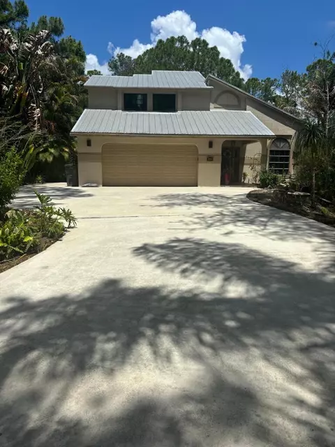 8259 N 155th Pl Pl N, Palm Beach Gardens, FL 33418