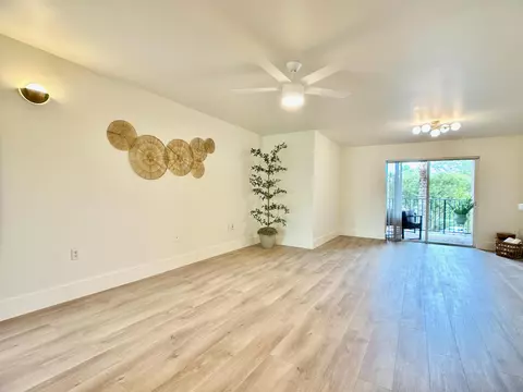 700 Scotia Dr #305, Hypoluxo, FL 33462