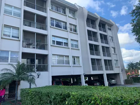 505 Spencer Dr #410, West Palm Beach, FL 33409