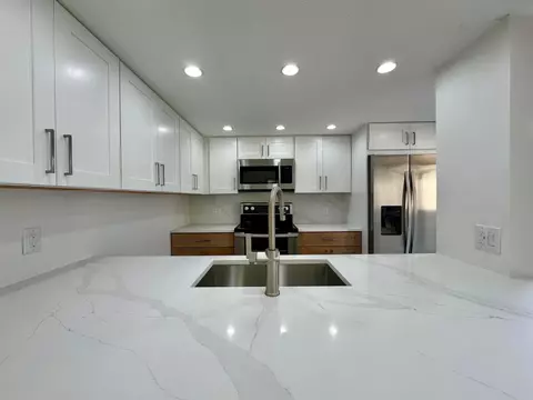 9148 SW 23rd St #A, Davie, FL 33324